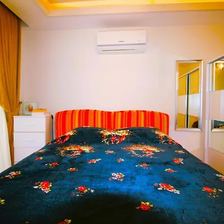 Sun Star 1+1 в стуки 40€ при заселении в квартиру вы оплачиваете депозит в размере 300€ с него высчитывается свет и вода 5€ в сутки и финальная уборка 40€, остаток денег возвращается при выезде Apartamento Alanya